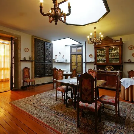 Nocleg ze śniadaniem Casa Grande De Trives 3*